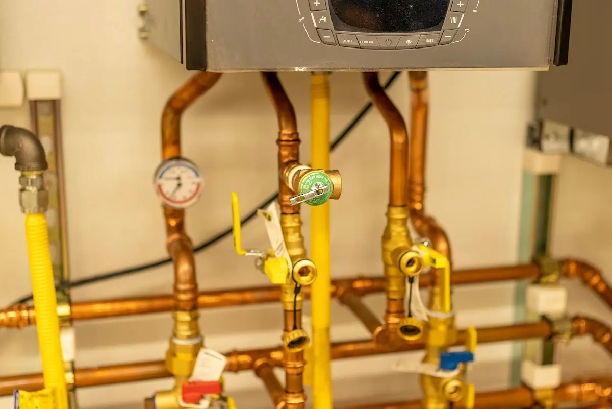 Licensed technician providing Emergency Plumbing for a homeowner in Lake Worth